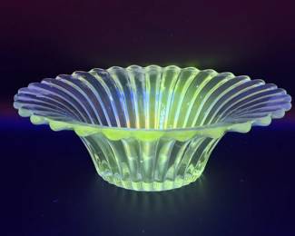 Marked Heisey Glass Crystolite Flare Bowl