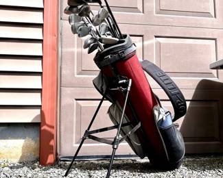 Left Handed Callaway Clubs In Standing Bag