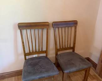 (2) Chairs