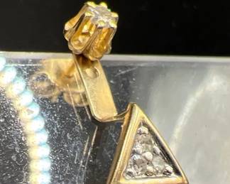 (1) 14K Gold Diamond Earring — Fine Jewelry with Optional Dangle
