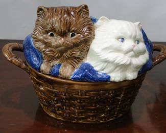Cat cookie jar