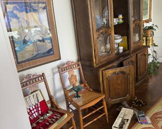 Oak China Hutch Cabinet in French Provincial Style