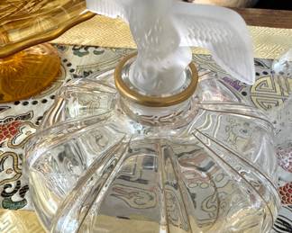 Ribbed Glass Decanter with Frosted Eagle Stopper