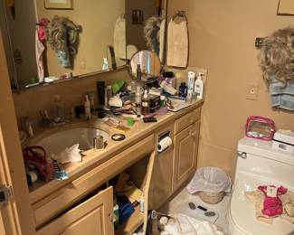 Laminate Double Sink Bathroom Vanity Cabinet