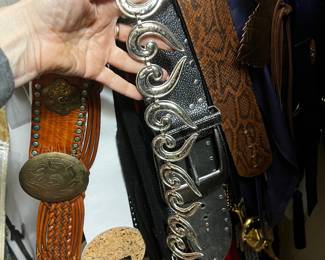 Silver Tone Scrollwork Link Black Leather Belt
