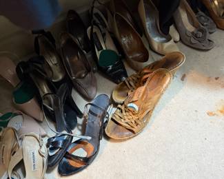 Assorted Women's Fashion Footwear