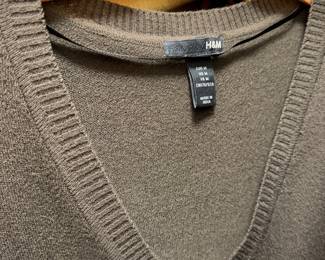 H&M Taupe Knit V-Neck Sweater