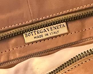 $550, Bottega Veneta Tan Leather Shoulder Bag Made In Italy Crossbody Hobo Designer Purse