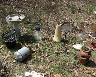 Birdbath and more yard items