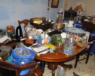 Dining room table, various chairs