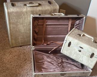 Vintage Samsonite Shwayder suitcases
