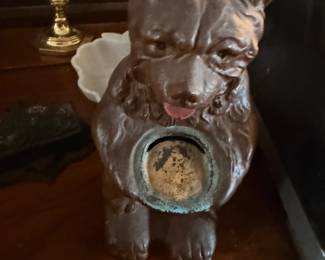 Cast metal bulldog figurine with ring holder