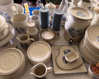 Pfaltzgraff Yorktowne blue stoneware dinnerware set and serving pieces
