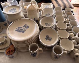 Pfaltzgraff Yorktowne blue stoneware plates, bowls and mugs