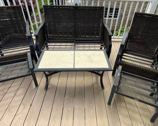 HAMPTON Outdoor Wicker Seating Set with Table