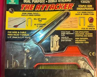 Arrow T2025 The Attacker Staple Gun