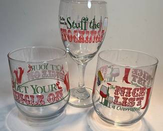 Christmas Themed Glassware Set