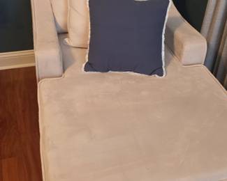 Modern Upholstered Chaise Lounge