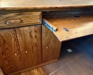 Creative Ideas Oak Executive L-Shaped Desk