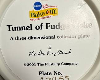 Pillsbury Bake-Off "Tunnel of Fudge Cake" 3D Collector Plate