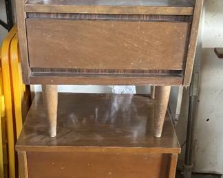 Vintage MidCentury Night Stand, Vintage Unagusta Distinction Night Stand