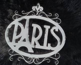 Lots of Paris themed items.