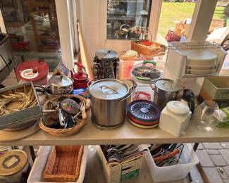 kitchen wares
