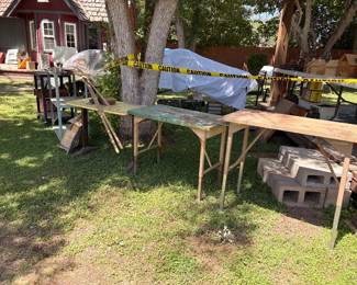 adjustable work tables