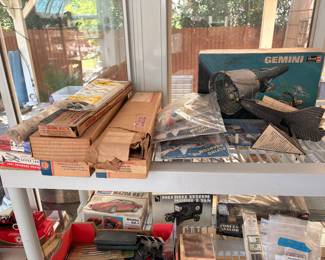 model air plane kits, Gemini Revell kit