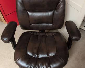 Brown Faux Leather Executive Office Chair with Massage Function