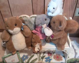 Ty Beanie Baby Nuts the Squirrel Plush Toys