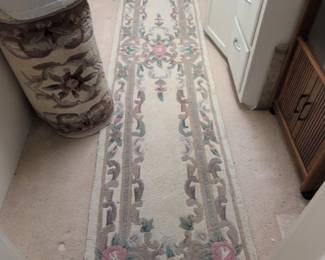 Serena Aubusson II Floral Wool Runner Rug