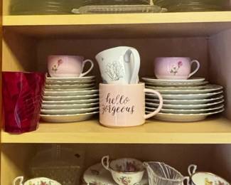 Royal Standard Rose Bouquet Bone China Tea Set second image