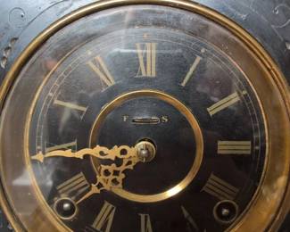 Seth Thomas Grecian Mantel Clock second image
