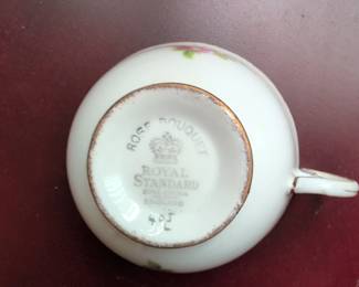 Royal Standard Rose Bouquet Teacup and Saucer Set second image