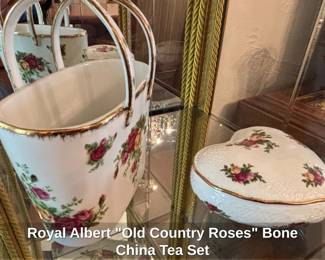 Royal Albert Old Country Roses Bone China Tea Set