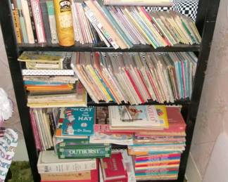CHILDRENS BOOKS