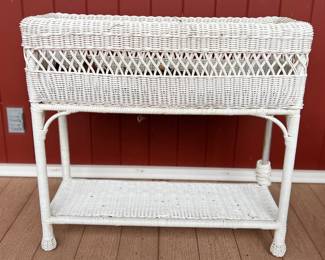 Wicker plant stand