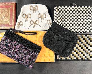 Purses and clutches 
