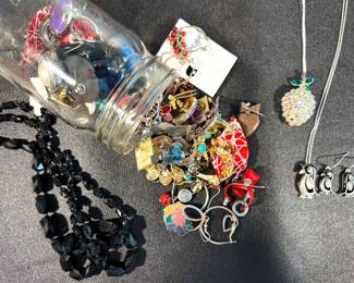 Costume jewelry 