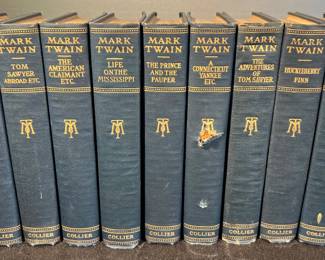 Set of 9 Mark Twain volumes 