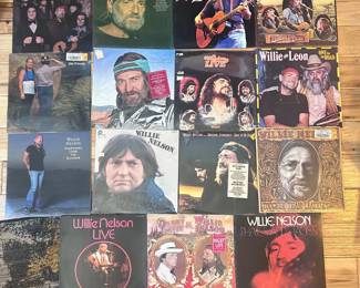 bb Willie Nelson LP Lot 15  Phases  Stages, Willie  Family Live, One for the Road  More