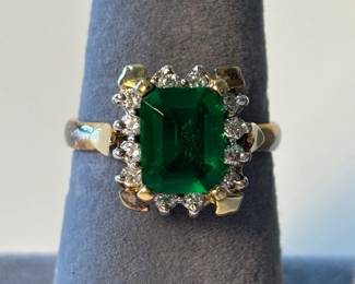 j Gold Plated Sterling Silver Ring w Green EmeraldCut Stone with Halo Design