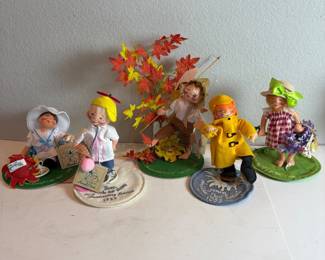 z Annalee Doll Society