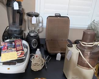 Blender, food processor, etc.