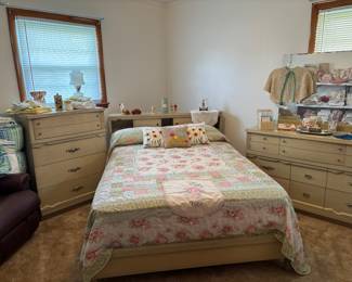 Vintage Bedroom Set
