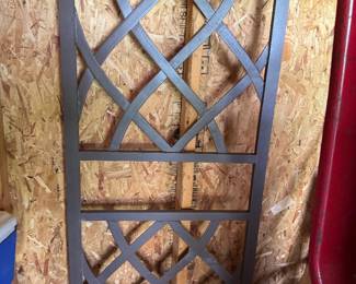 small trellis 