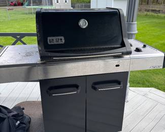 Weber gas grill 