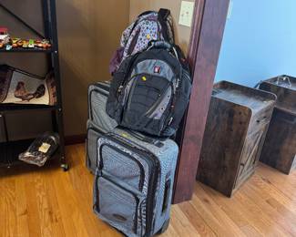 very nice luggae sets 