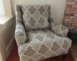 027 – Sherrill Furniture Armchair